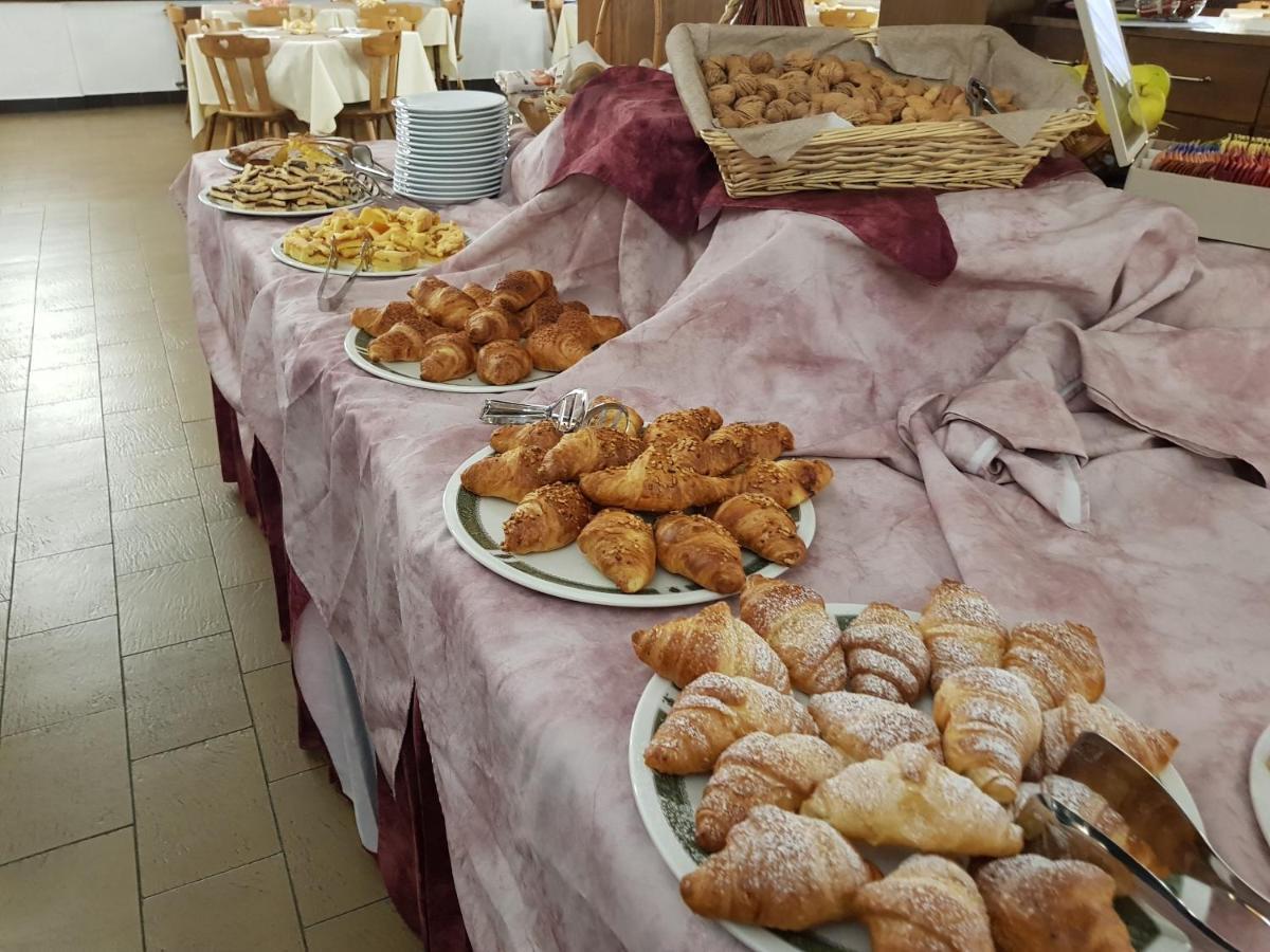 Hotel Alle Tre Baite سانتا كاترينا فالفورفا المظهر الخارجي الصورة